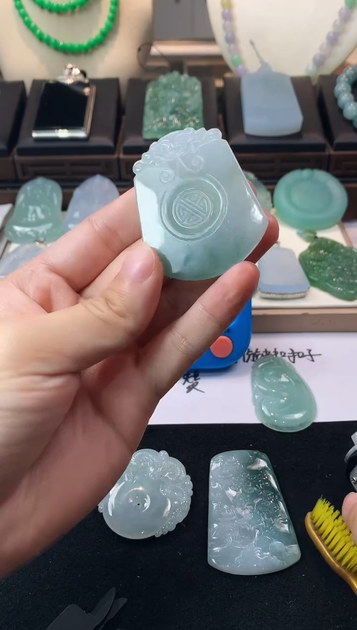 未镶嵌定制翡翠军毛货不退不换