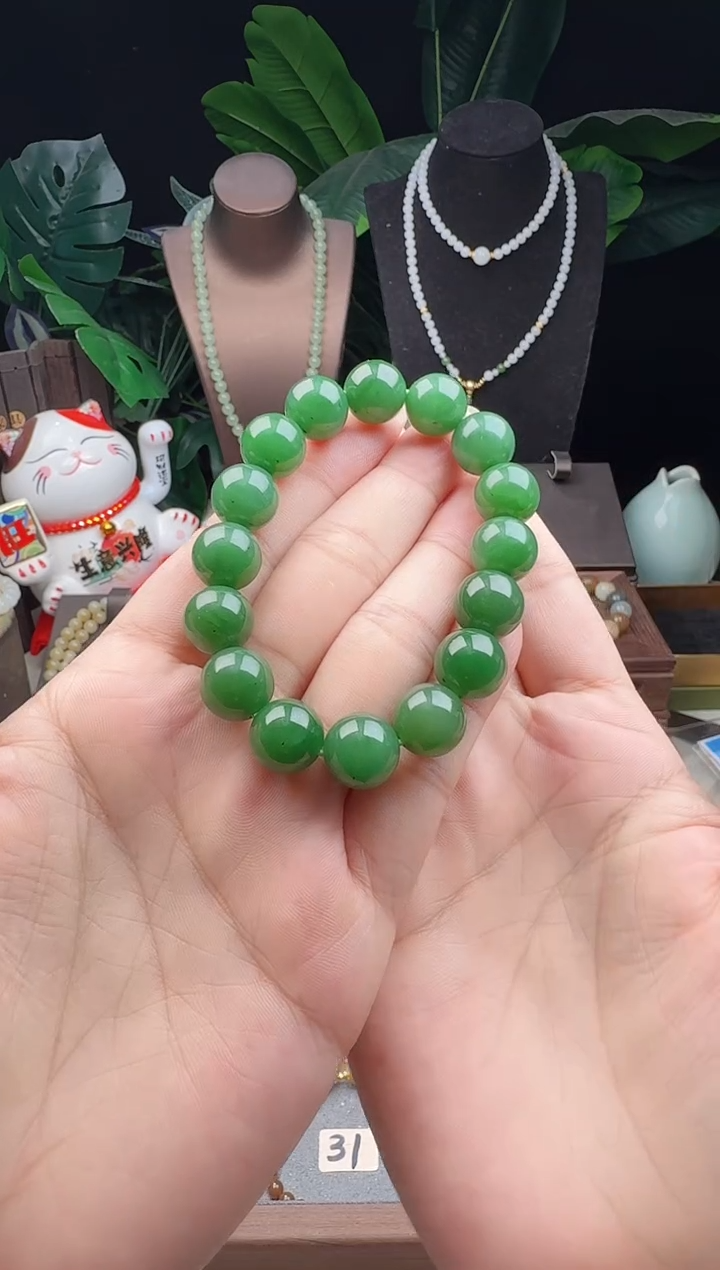 未镶嵌手串和田玉12m俄料菠菜绿碧玉手串(微点)