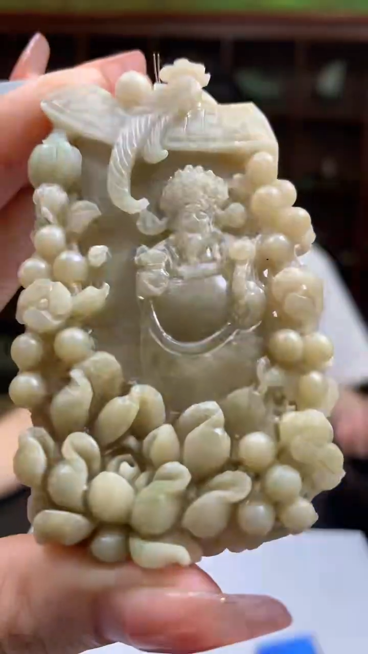 【闪购商品】定制翡翠未镶嵌1049ry-毛货挂件33