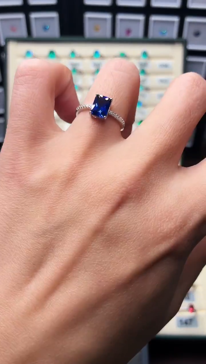 戒指蓝宝石银S925镶嵌222
