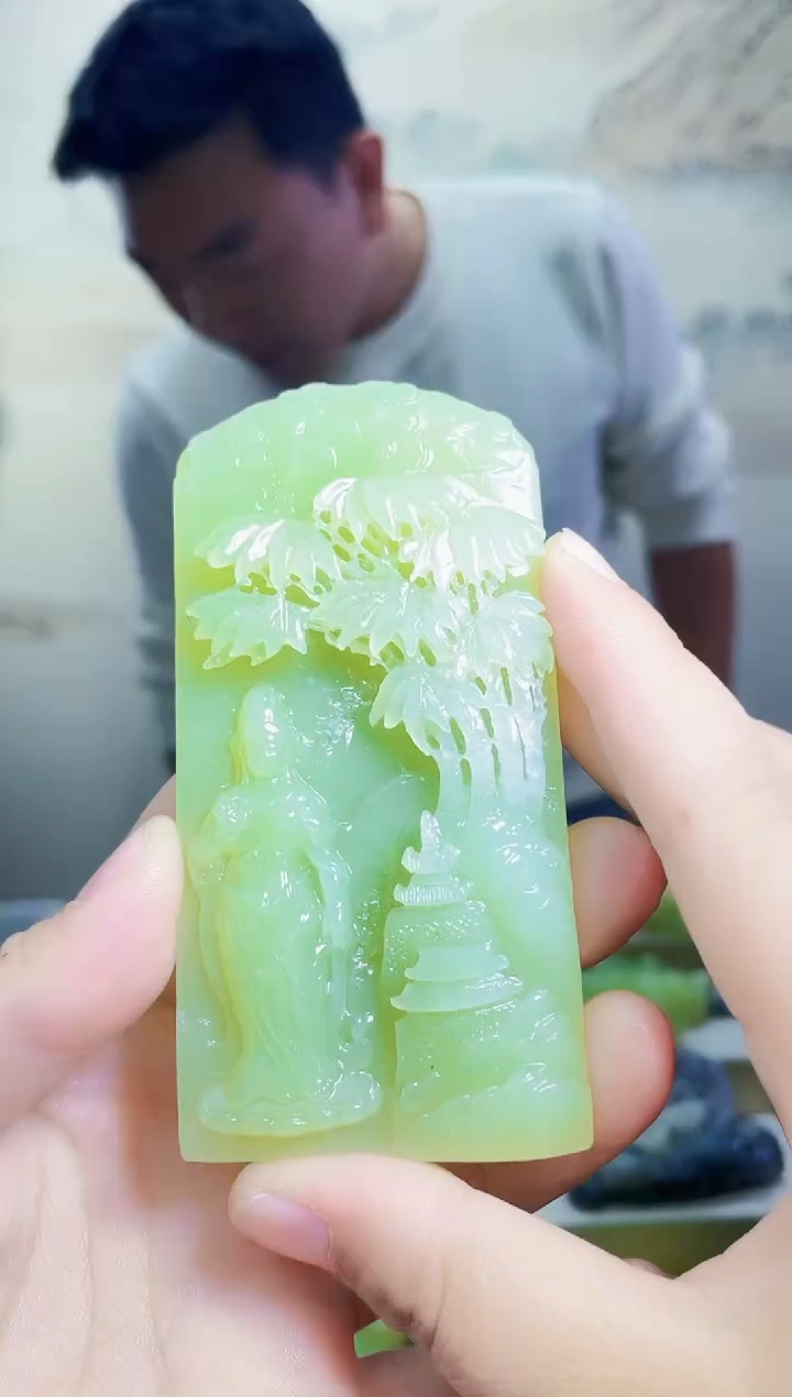 颈饰未镶嵌和田玉1