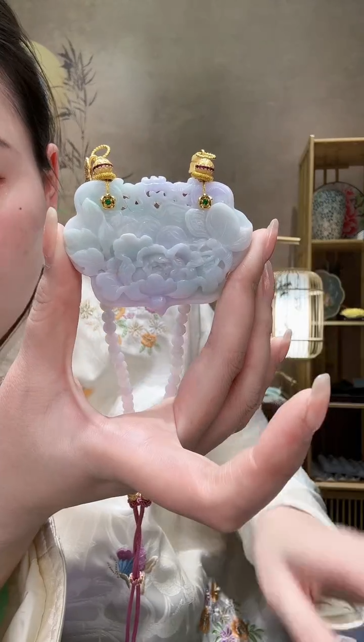 【闪购商品】翡翠颈饰未镶嵌吊坠