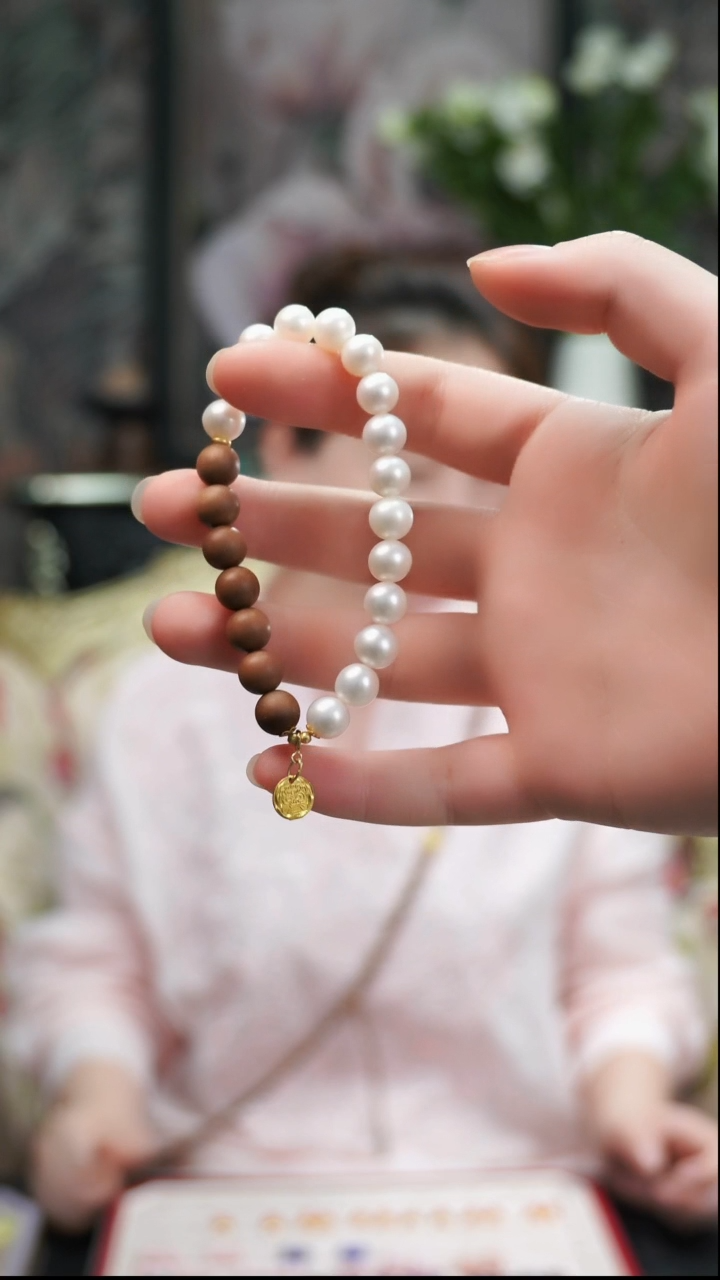 18K金镶嵌手串淡水珍珠手串