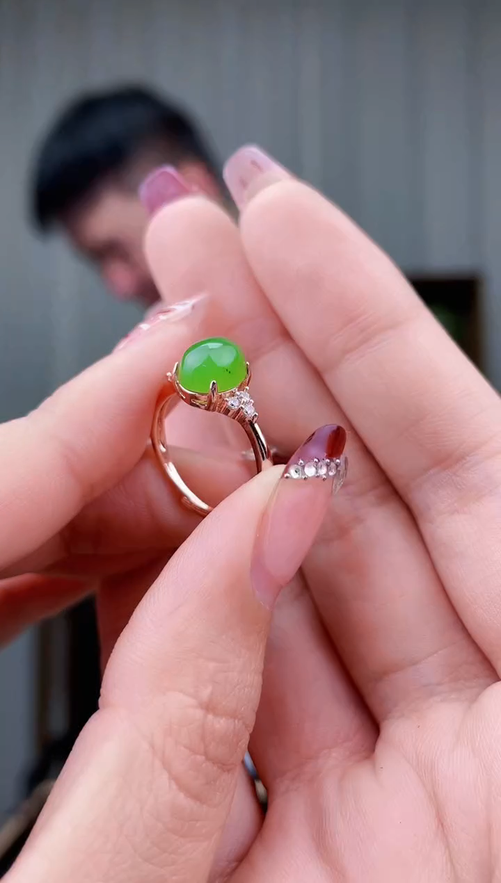 【闪购商品】和田玉挂件未镶嵌拍一发一，多样性发货！