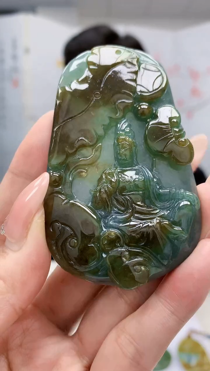 【闪购商品】定制翡翠未镶嵌4917MM-毛货挂件9