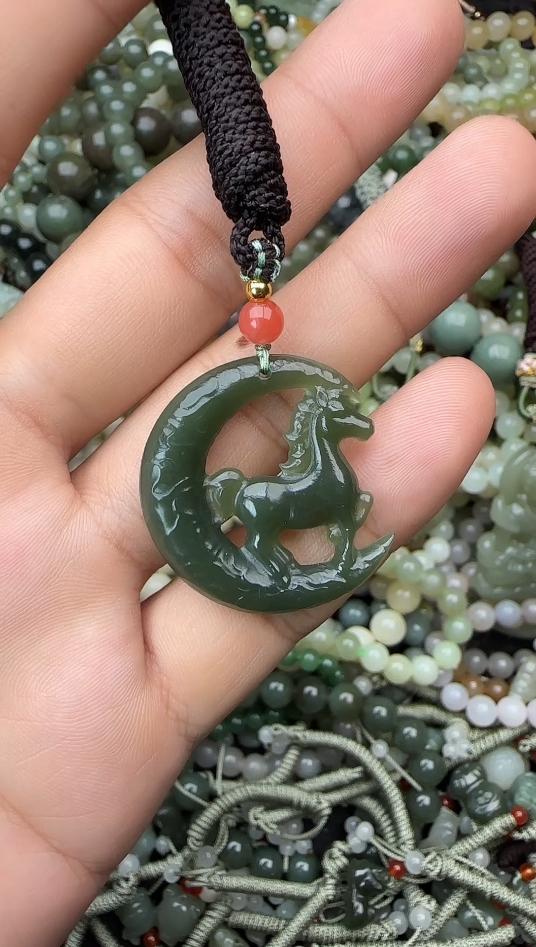 颈饰未镶嵌和田玉拍一发一