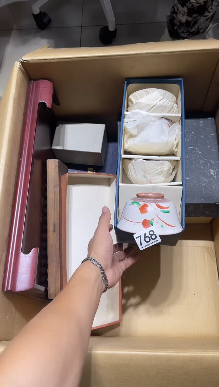 瓷片小**凉768.......