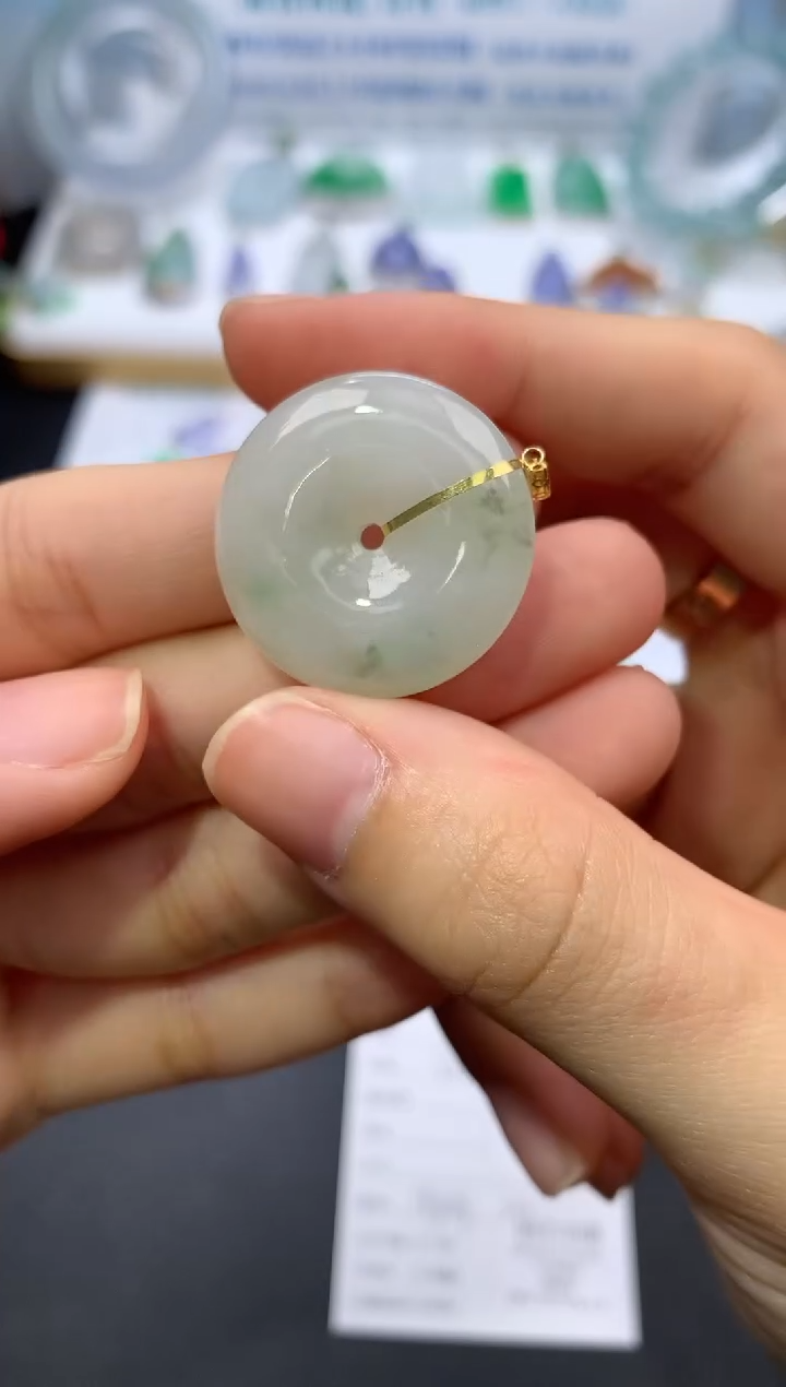 翡翠18K金镶嵌颈饰模式推广期24小时鉴赏期