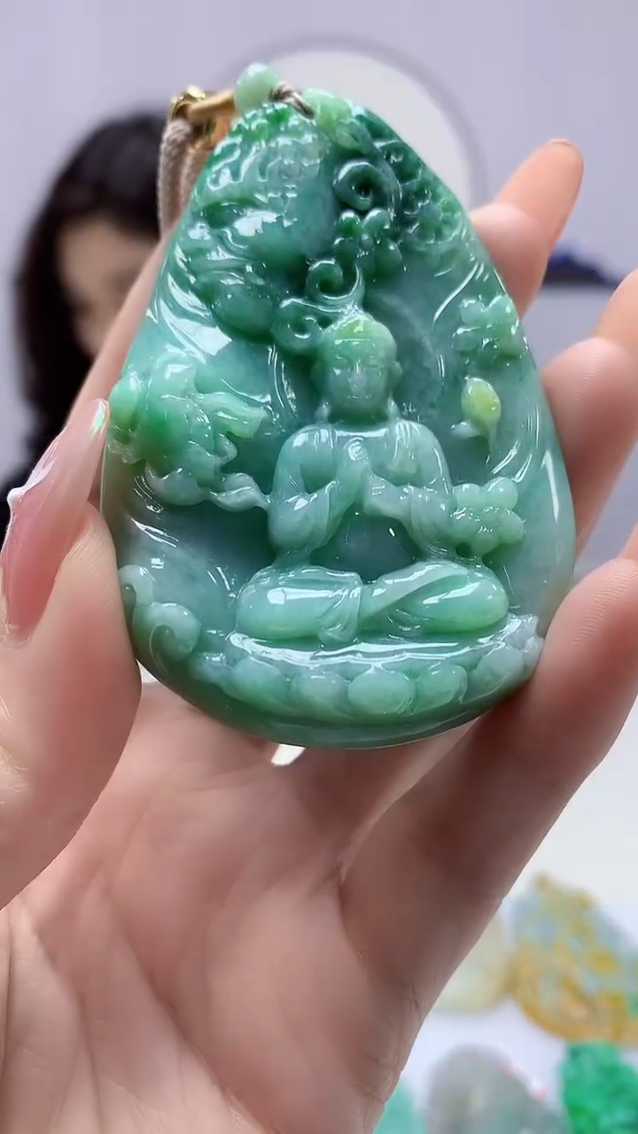 【闪购商品】定制翡翠未镶嵌4829DD-毛货挂件488