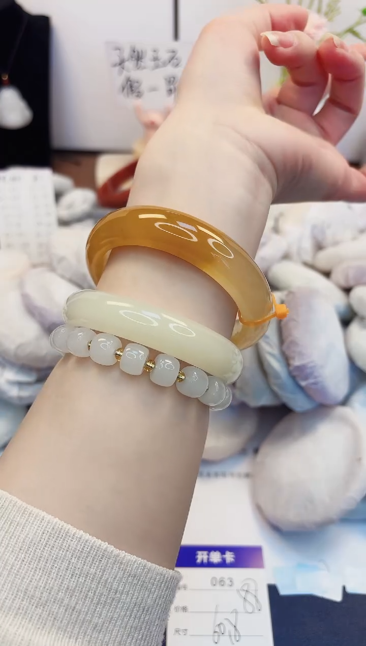 【闪购商品】石英质玉手镯未镶嵌63-财气镯-圈口60