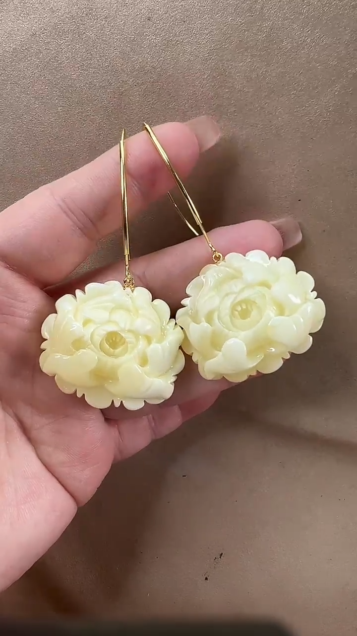 琥珀颈饰未镶嵌耳环