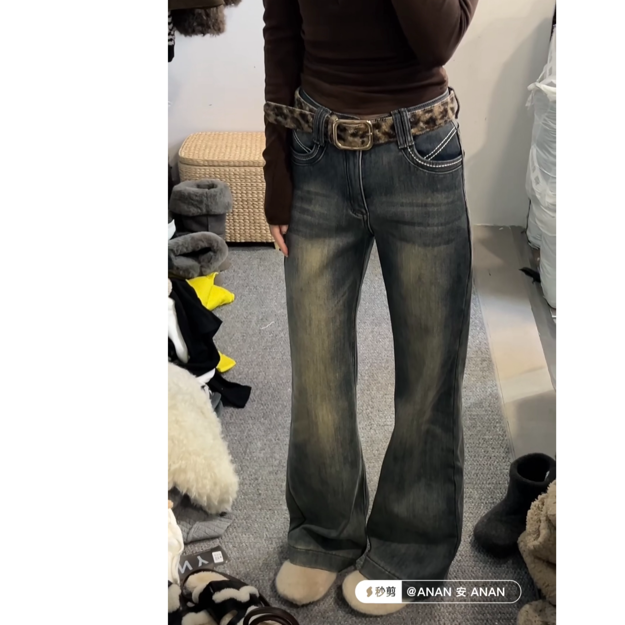 熊小姐家2025加绒豹纹腰带牛仔喇叭拖地裤
