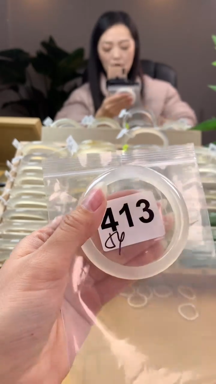 【闪购商品】玛瑙/玉髓手镯未镶嵌413