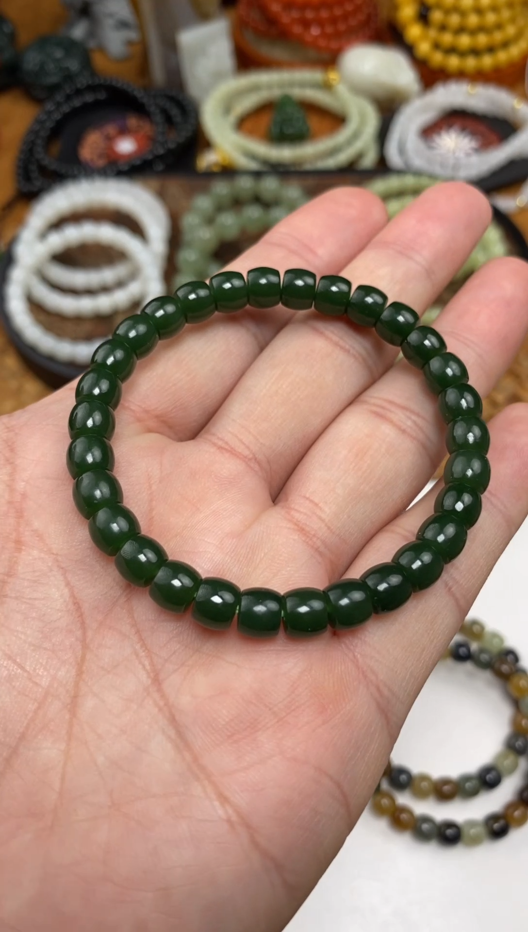 颈饰未镶嵌和田玉手串