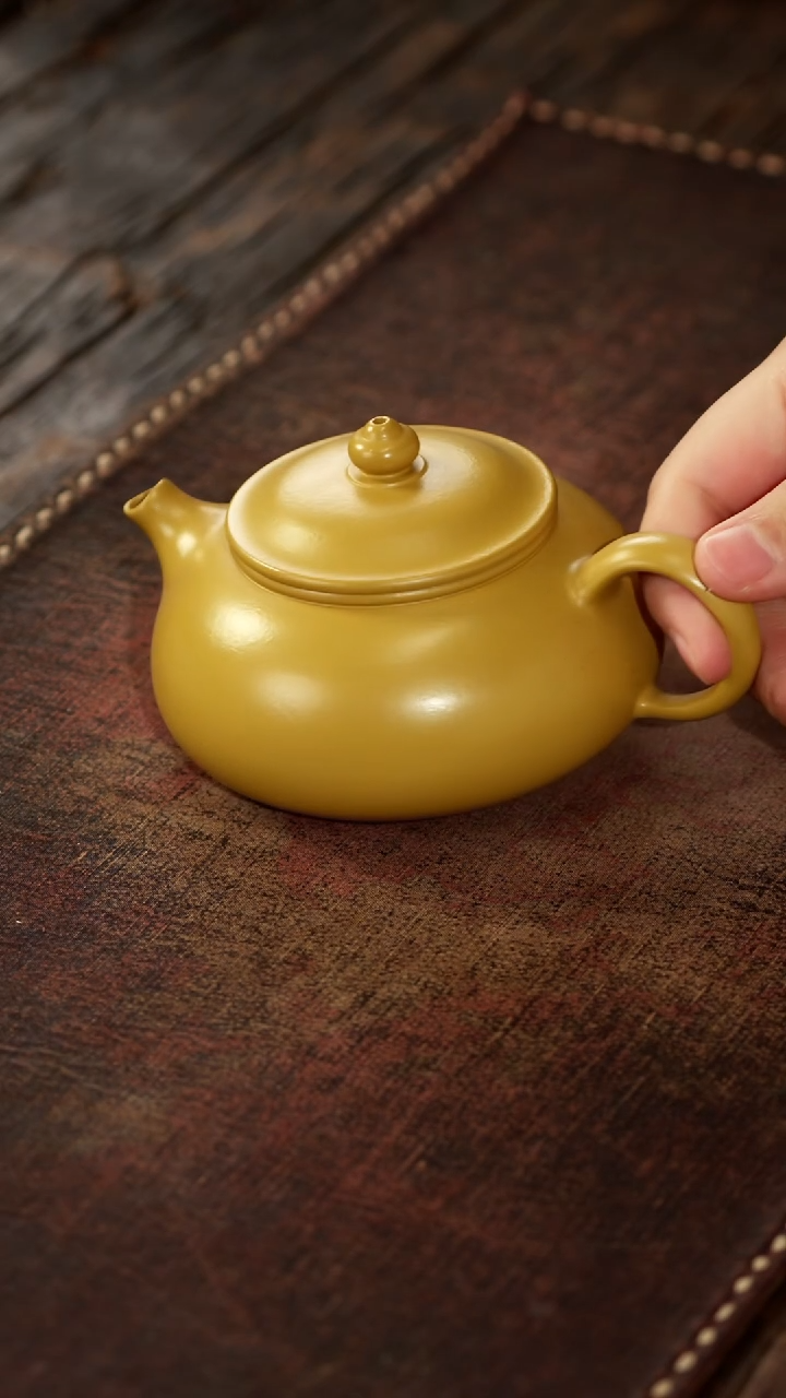 茶杯紫砂非遗茶器-黄寒江（半手）
