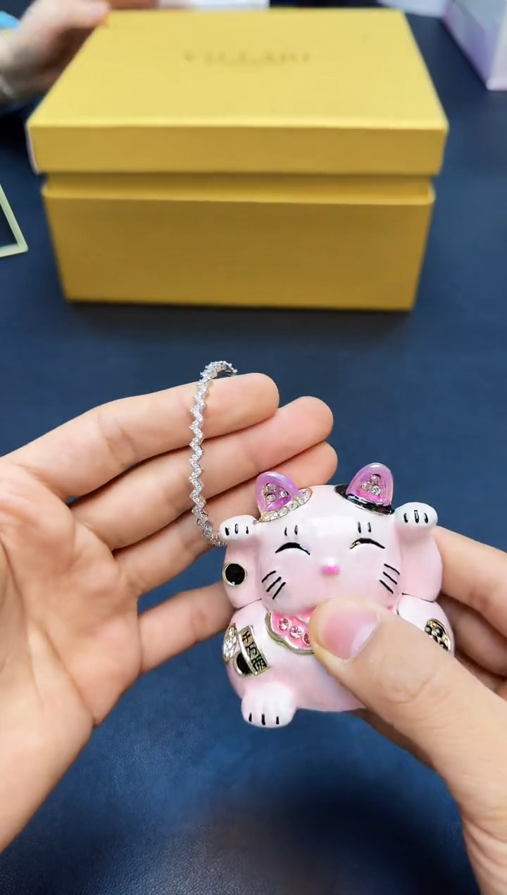 【闪购商品】瓷片全新正品一件不留@@2S40