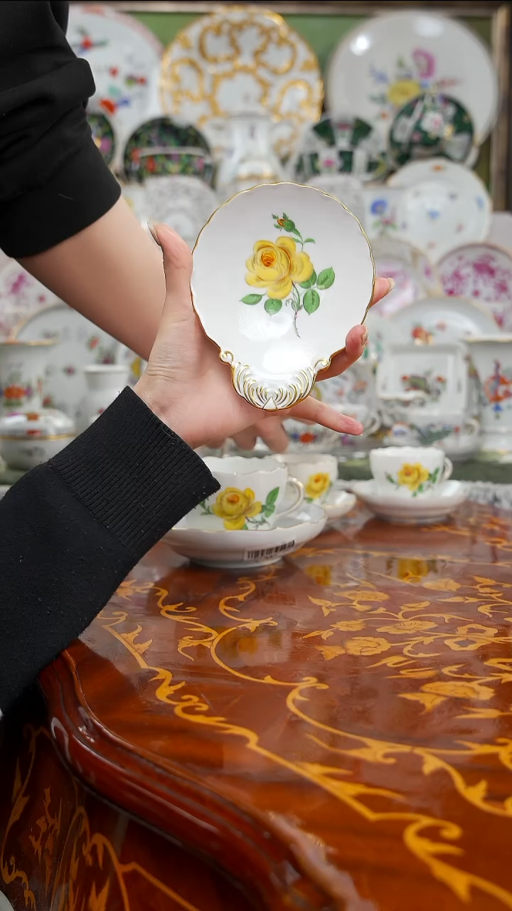 骨瓷婷婷中古瓷器如图所示120