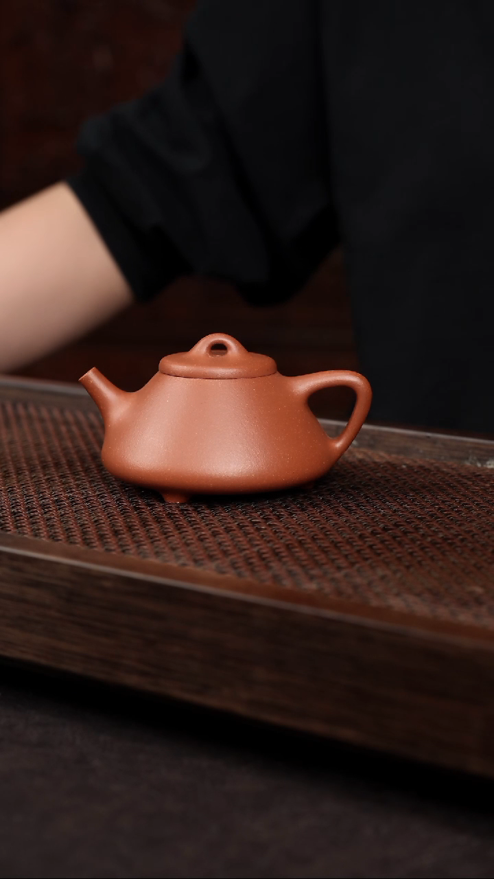 【闪购商品】紫砂茶壶红降坡子冶【带矿标证书】