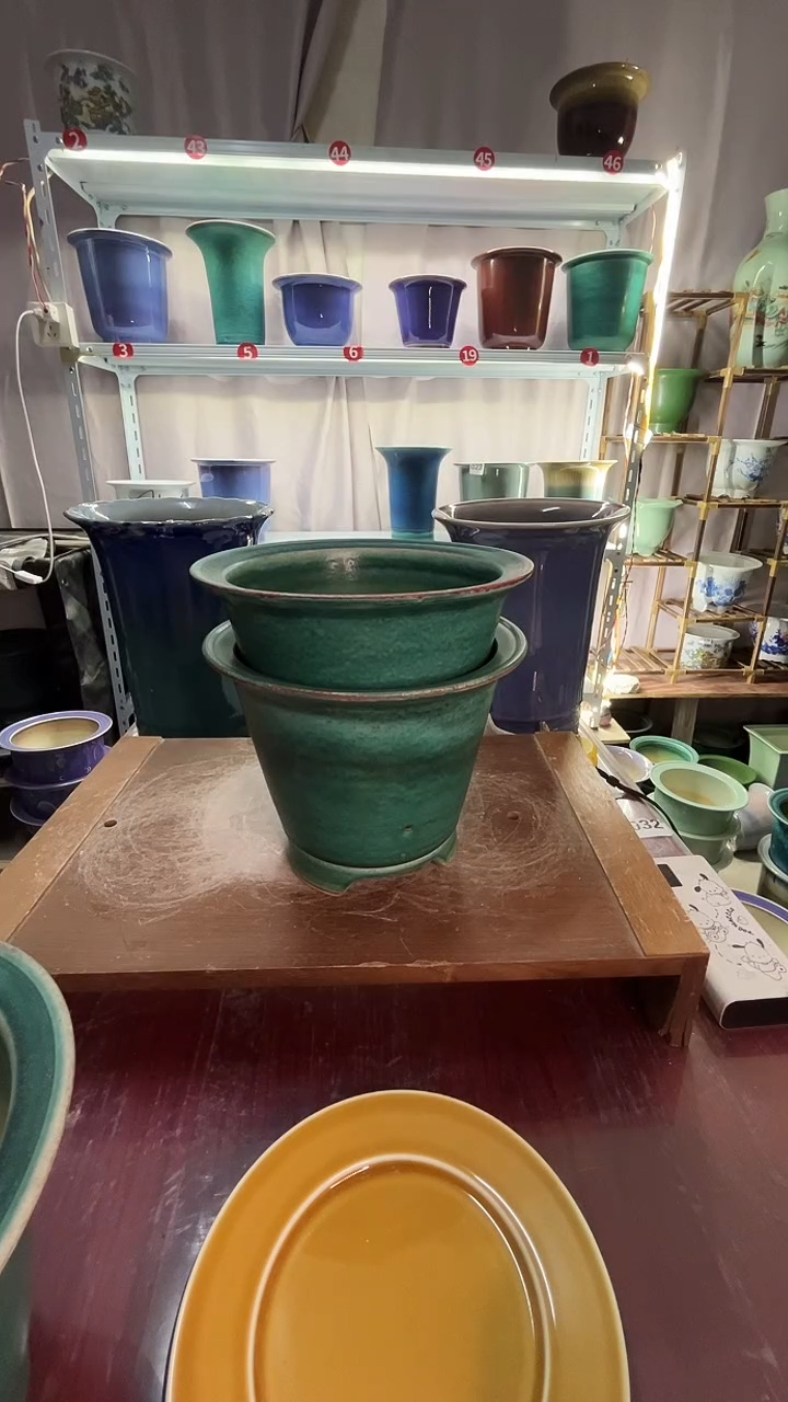 微瑕景德镇颜色釉花盆高17外口20内