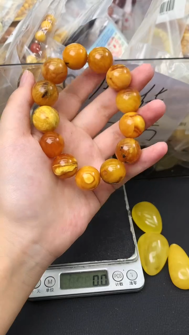 未镶嵌蜜蜡珠宝奇石24
