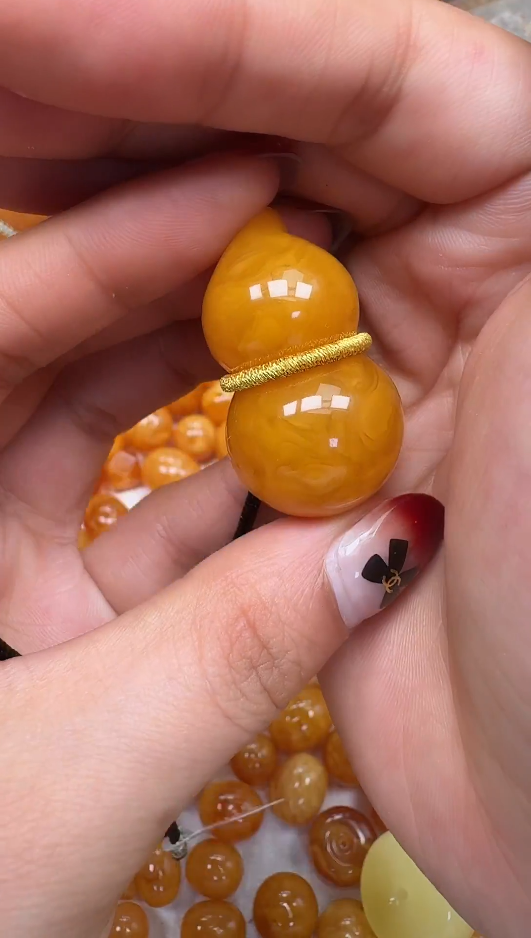 裸石琥珀未镶嵌如图