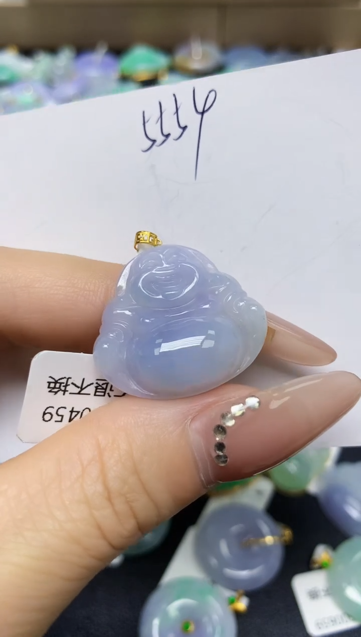 翡翠18K金镶嵌颈饰 天然缅甸翡翠A货