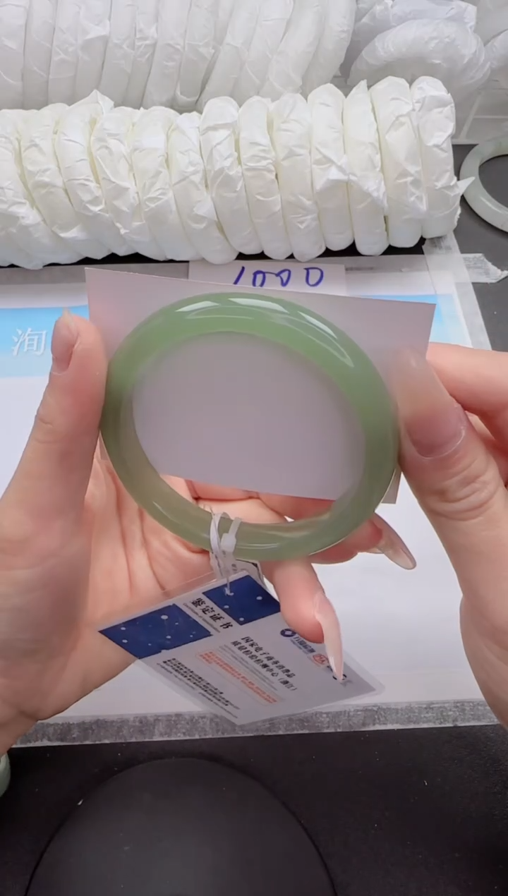 石英质玉手镯未镶嵌120-60.3