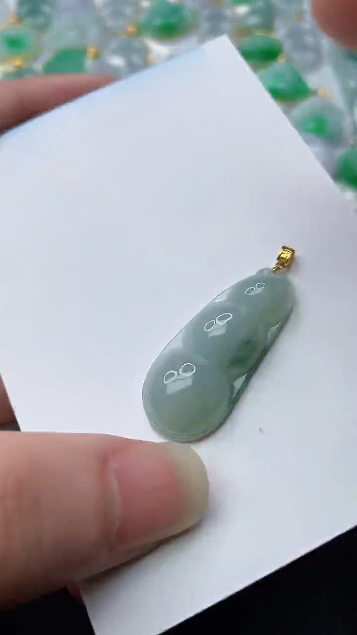 【闪购商品】翡翠颈饰18K金镶嵌57..........