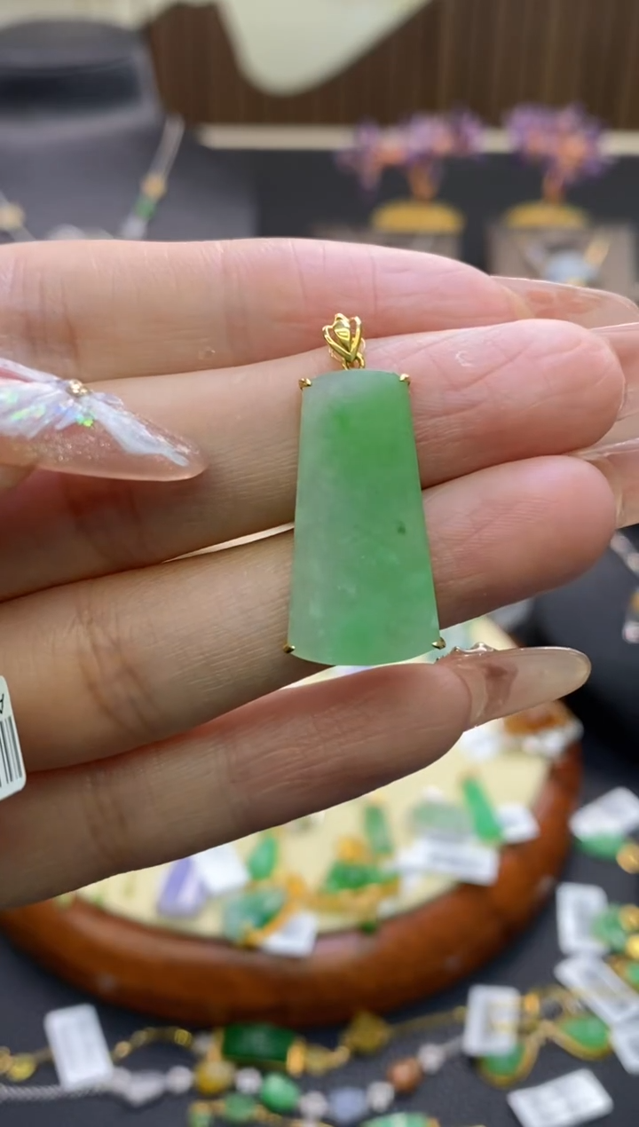 【闪购商品】翡翠颈饰18K金镶嵌净货12336
