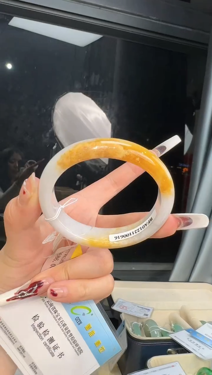 【闪购商品】翡翠手镯未镶嵌手镯