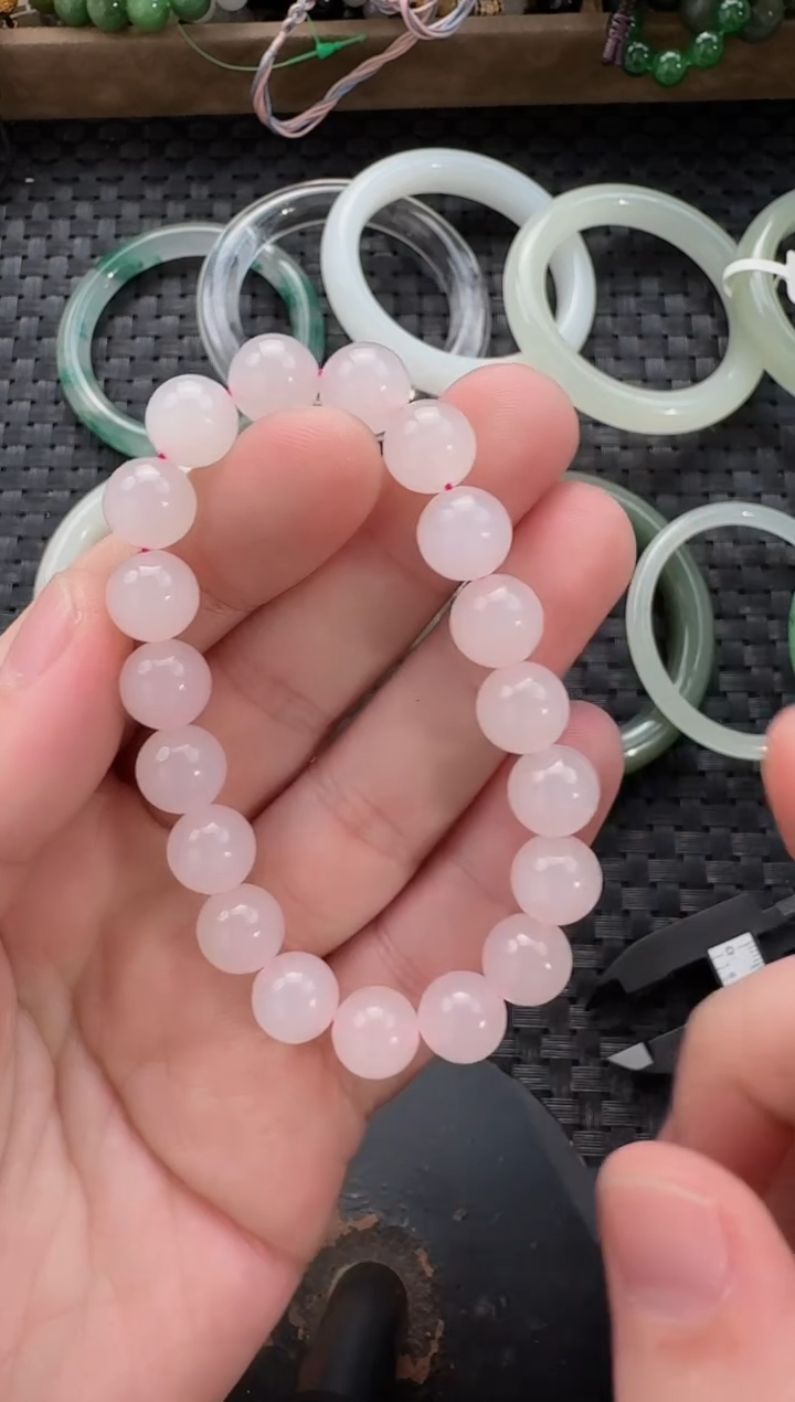 颈饰未镶嵌和田玉10mm藕粉手串