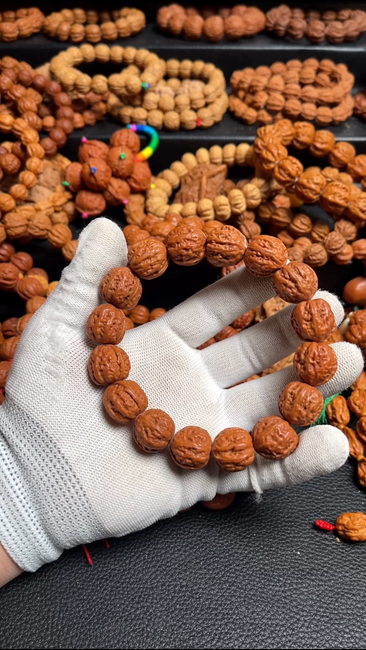 吊坠桃核不****流文玩手串