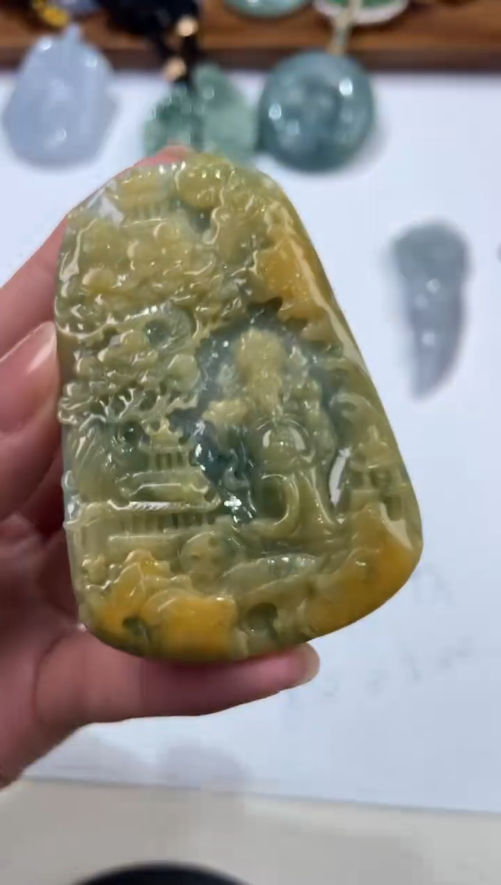 【闪购商品】翡翠未镶嵌颈饰2207508   