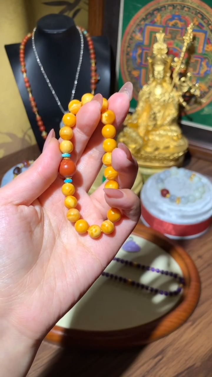 【闪购商品】蜜蜡裸石未镶嵌手串18K