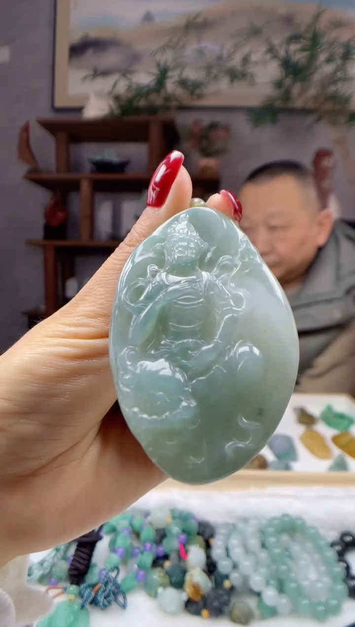 【闪购商品】定制翡翠未镶嵌观音