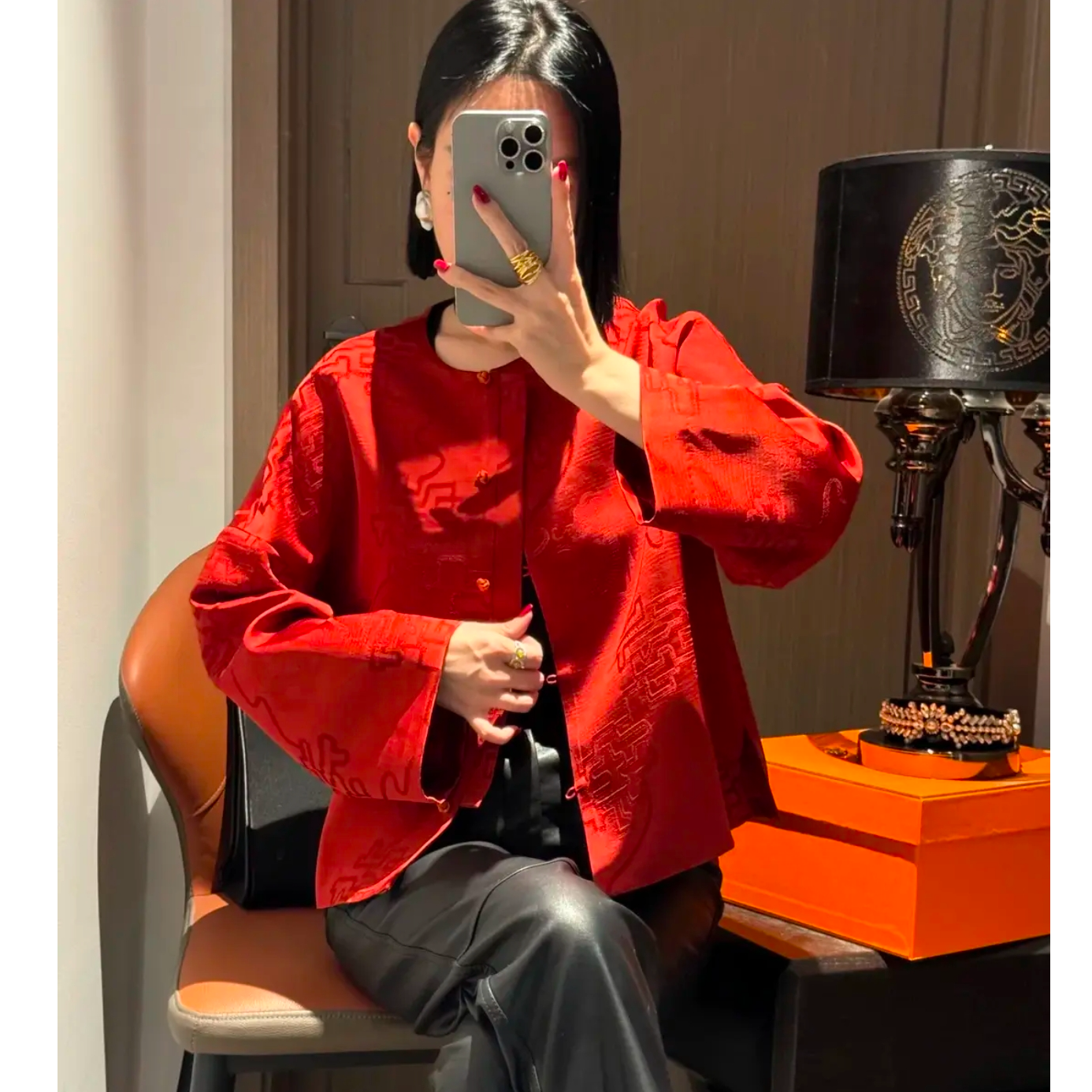 中国红~人丝国风提花短外套女2025秋冬洋气减龄复古开衫宽松上衣