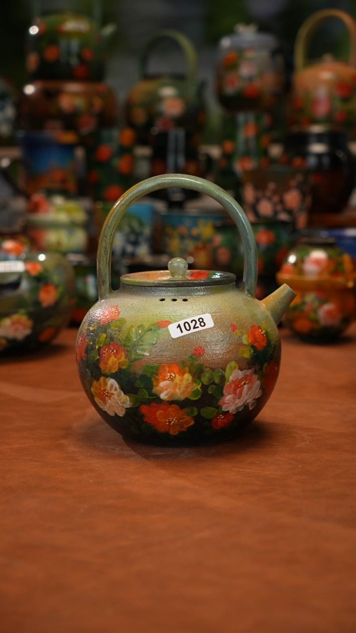 紫砂油画手绘釉下彩