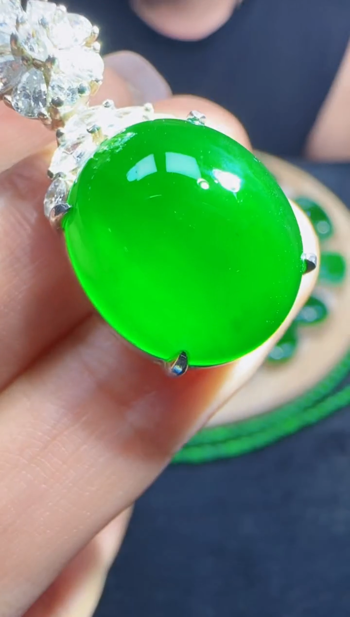 未镶嵌定制翡翠翡翠吊坠204