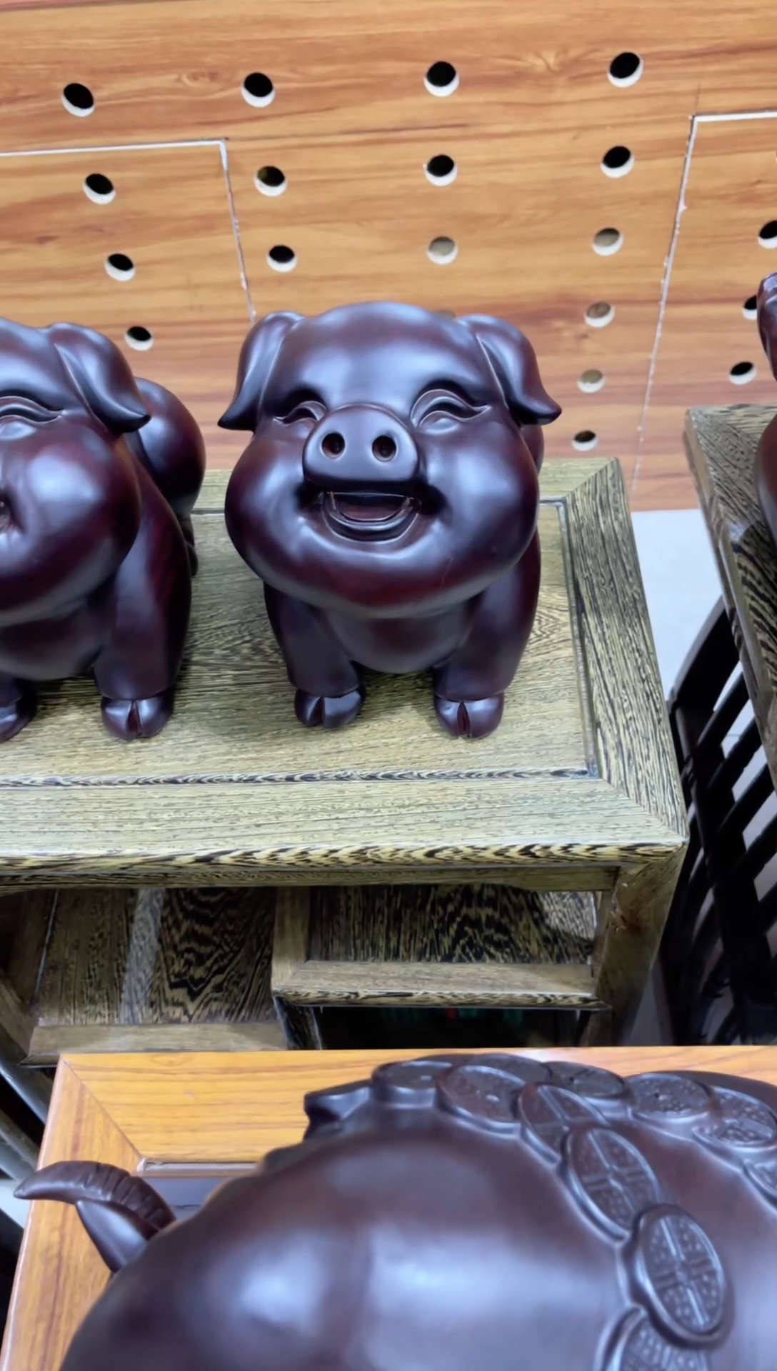 【闪购商品】黑檀木纯手工雕刻小福猪