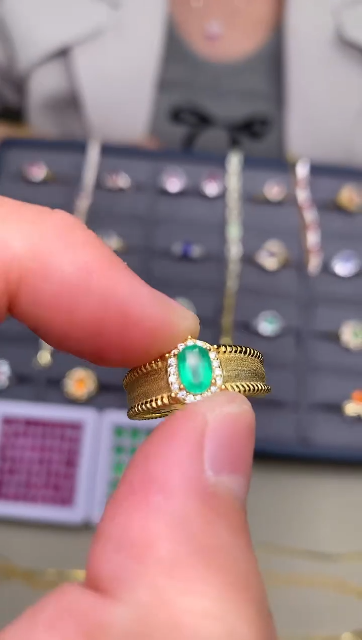 银S925镶嵌戒指祖母绿戒指