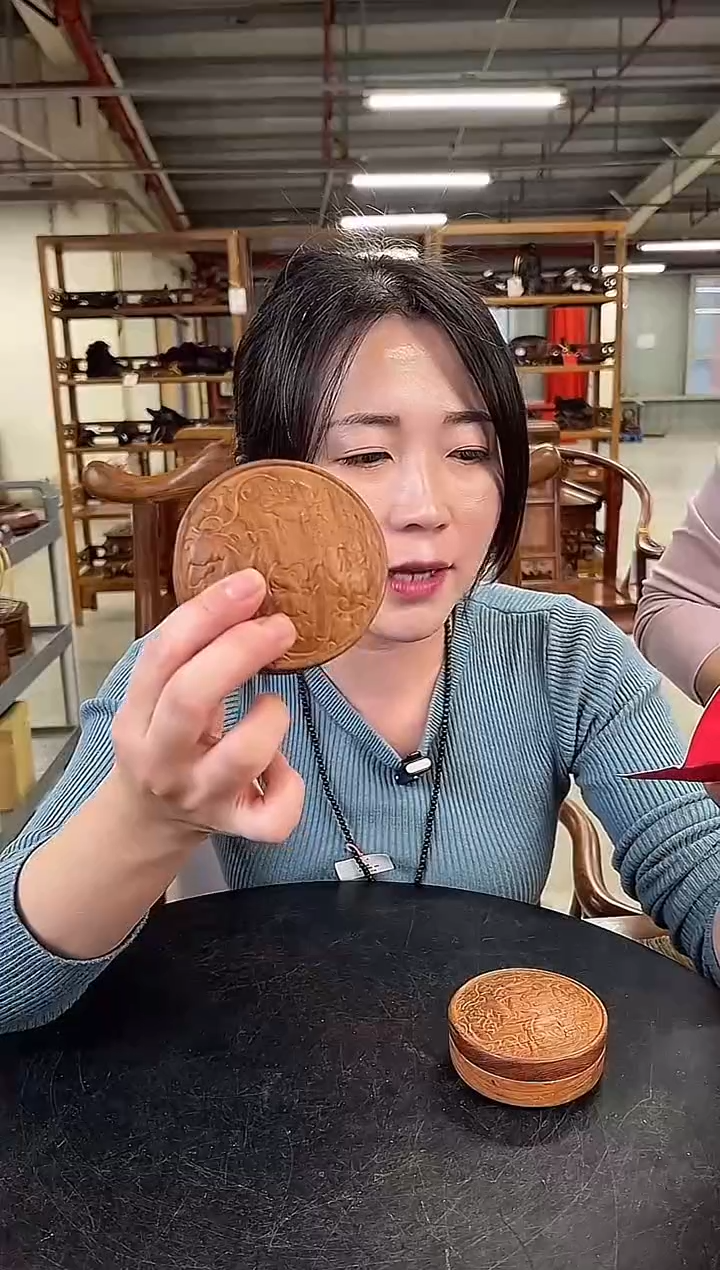 木DZ1099M38狻猊首饰盒