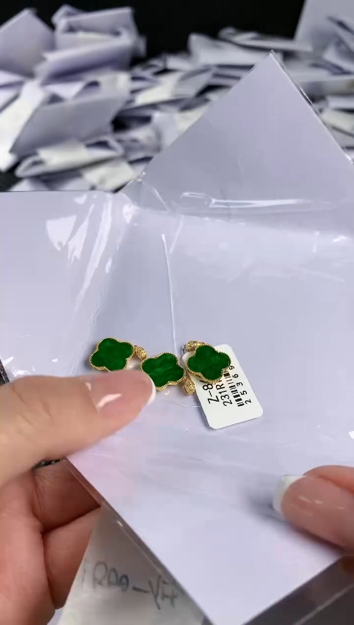 【闪购商品】翡翠颈饰18K金镶嵌多样性发其一件27