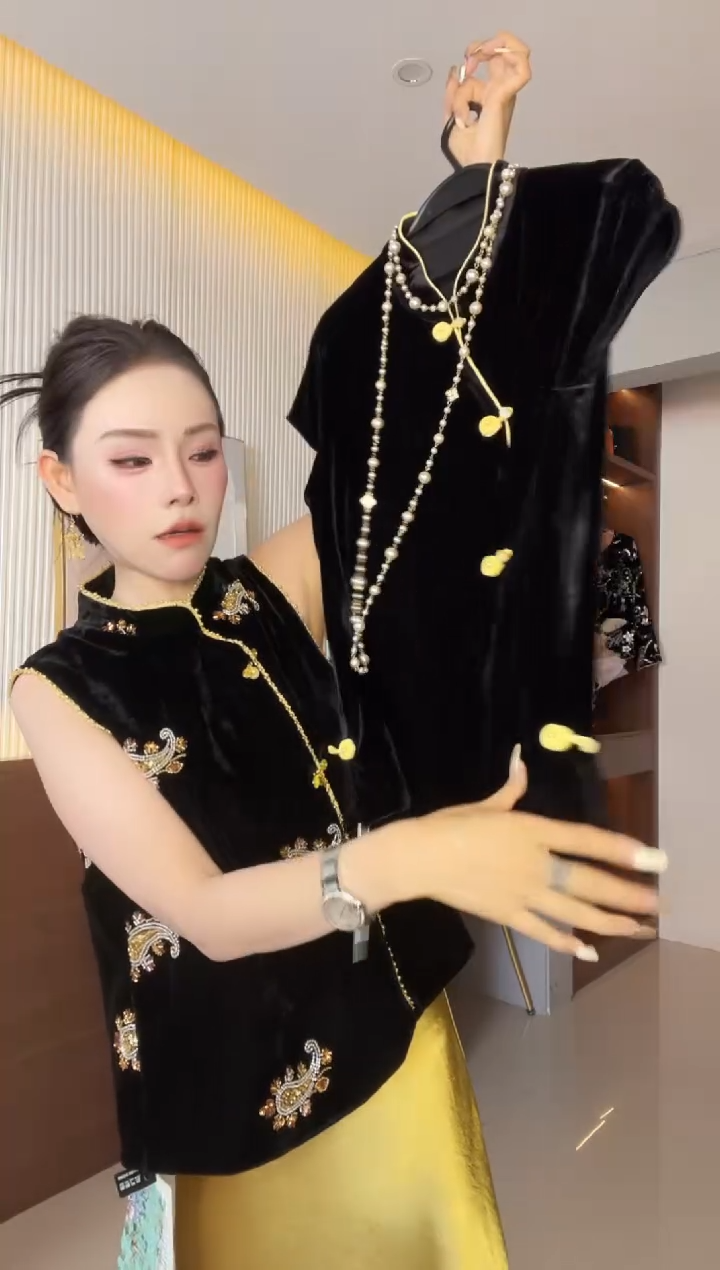 1520 马甲3XL 125-135