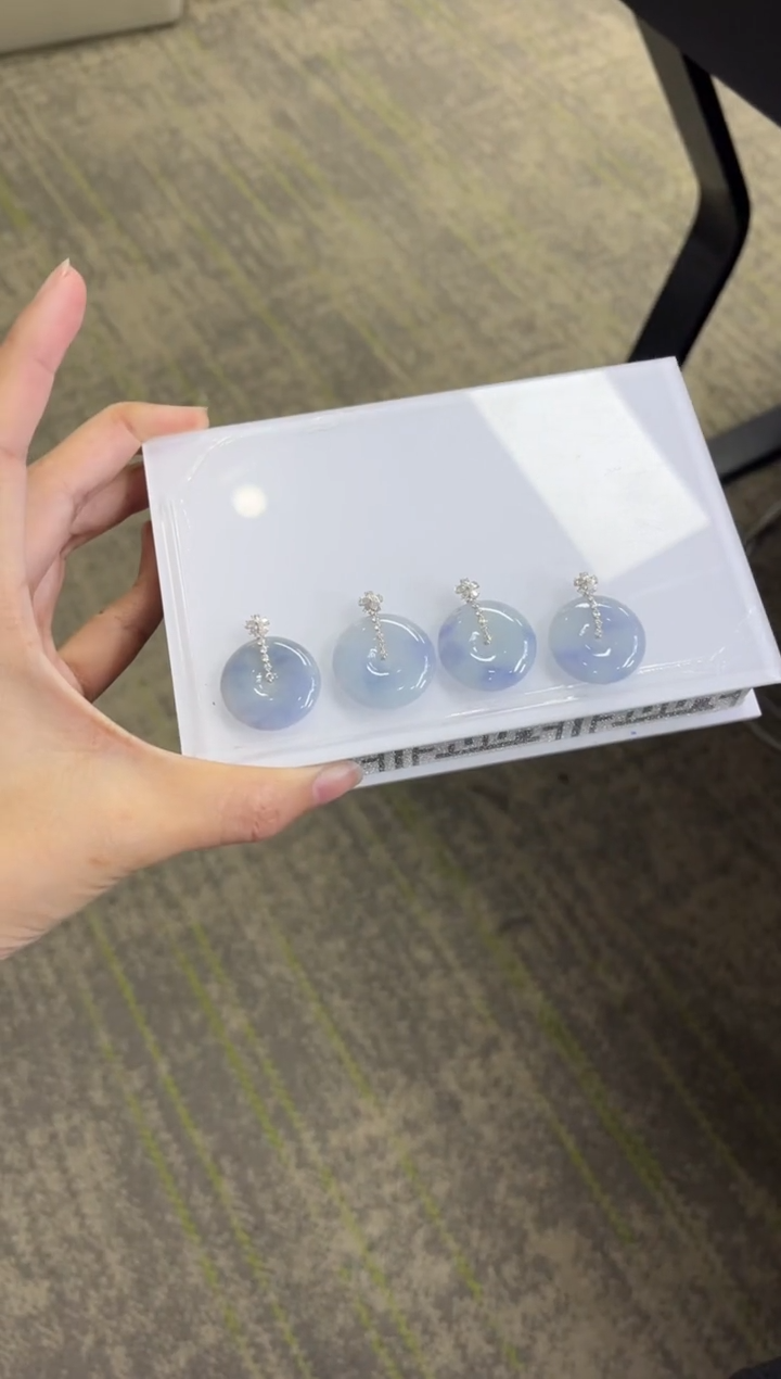 【闪购商品】翡翠颈饰18K金镶嵌Z214 /多样性发一件/配绳子