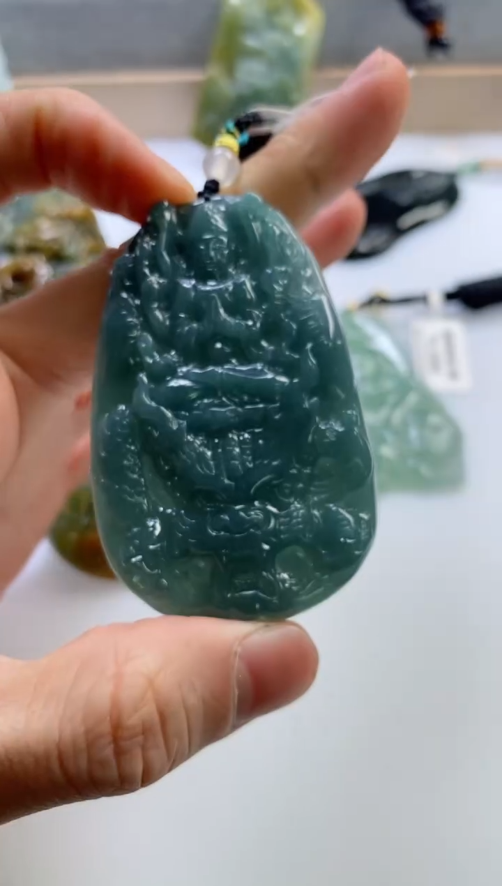 【闪购商品】翡翠挂件未镶嵌        