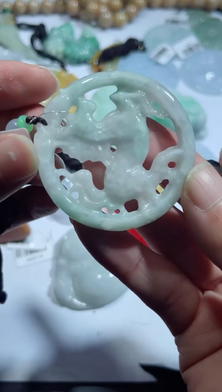 【闪购商品】翡翠吊坠(不含链)未镶嵌00001042