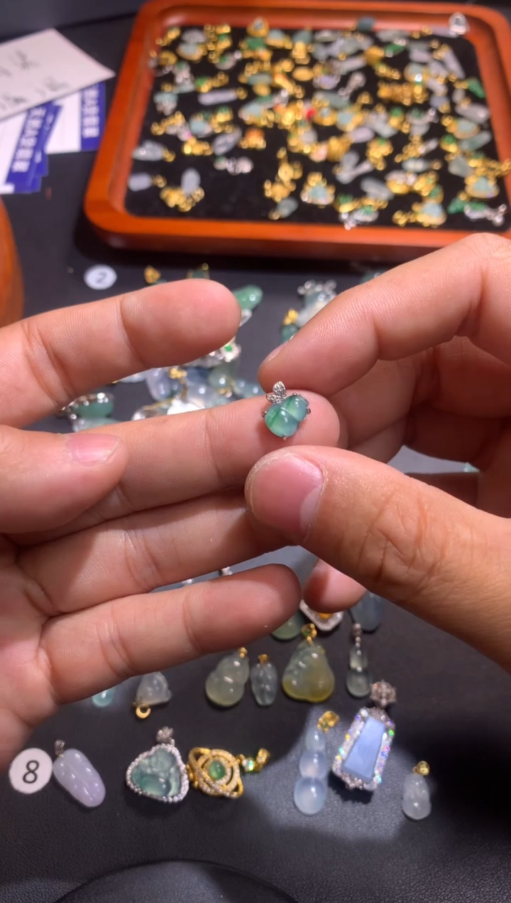 【闪购商品】翡翠吊坠(不含链)银S925镶嵌1