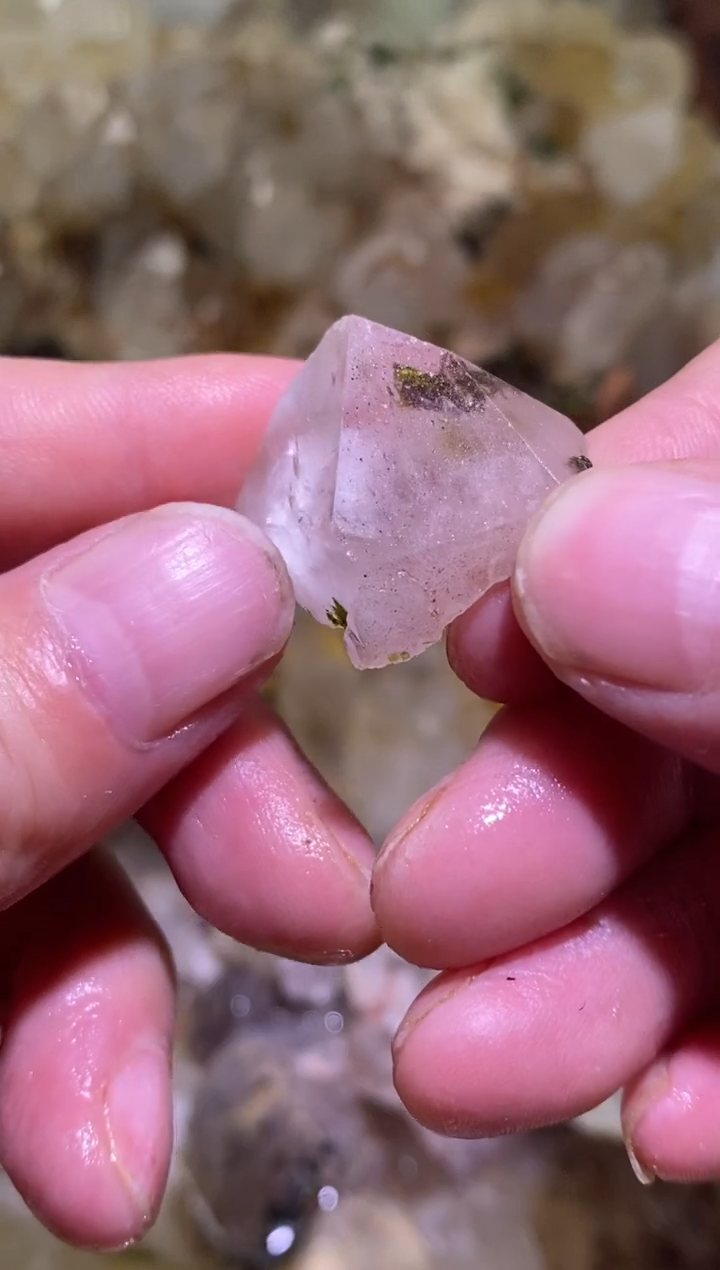 未镶嵌珠宝半成品水晶37号四川美姑超七花园水晶