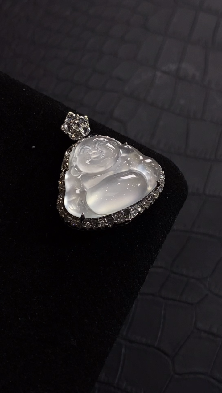 颈饰18K金镶嵌翡翠哈****5收到货48小时鉴赏期尾款两单合一