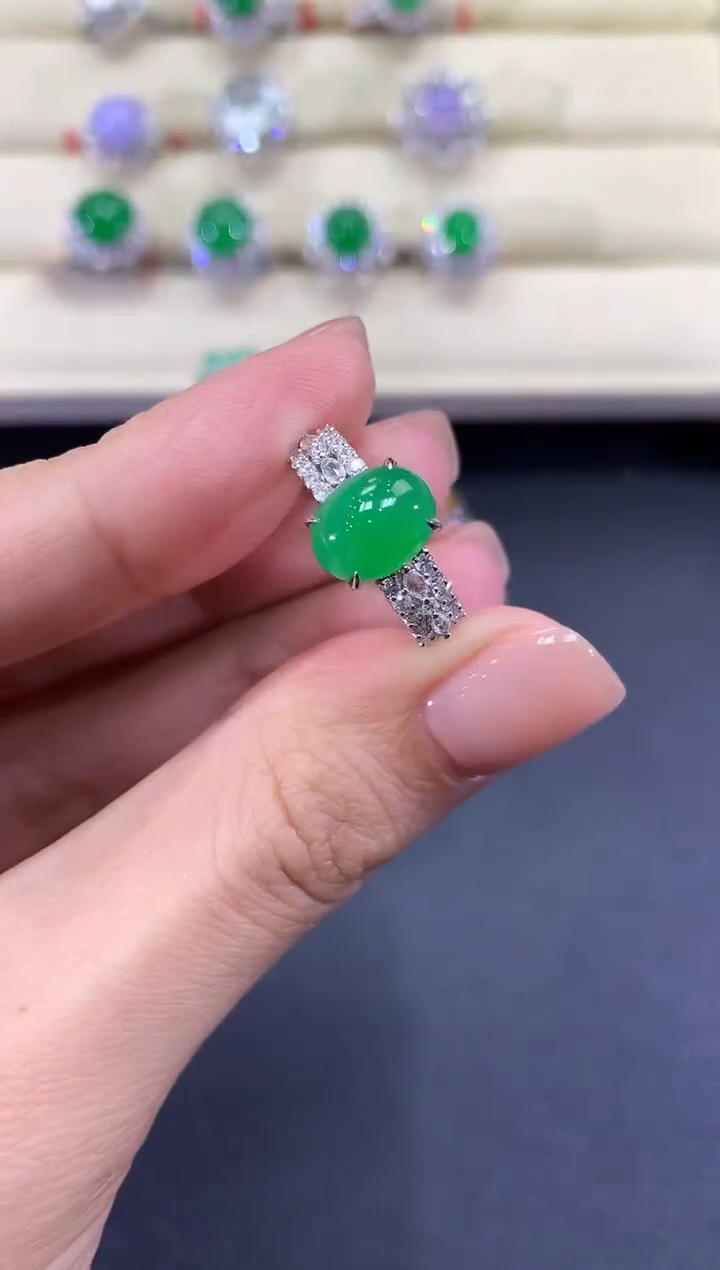 【闪购商品】翡翠18K金镶嵌戒指a181        